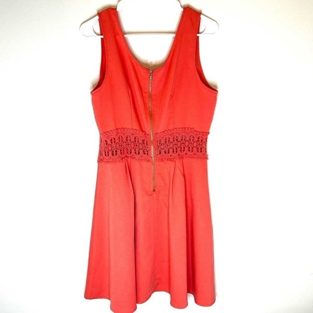 2/$15 Charming Charlie - Coral Crochet Waist Sleeveless Mini Dress Size L - Picture 5 of 6